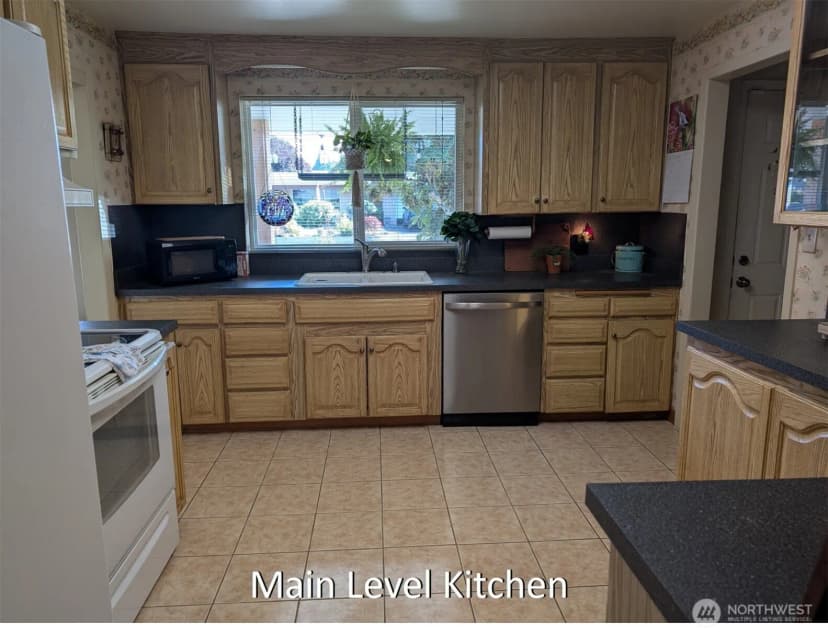 Property photo for 224 S 166, Burien photo 7