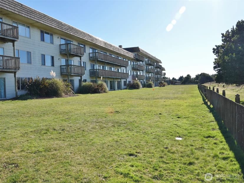 Property photo for 615 Ocean Shores Boulevard Nw #201, Ocean Shores photo 31