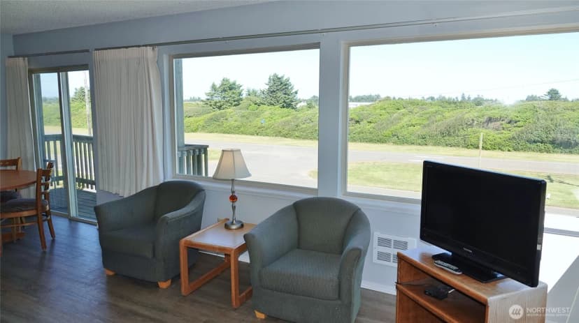 Property photo for 615 Ocean Shores Boulevard Nw #201, Ocean Shores photo 8