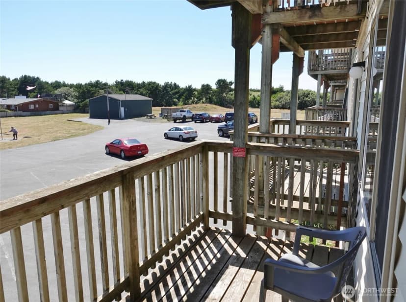 Property photo for 615 Ocean Shores Boulevard Nw #201, Ocean Shores photo 10
