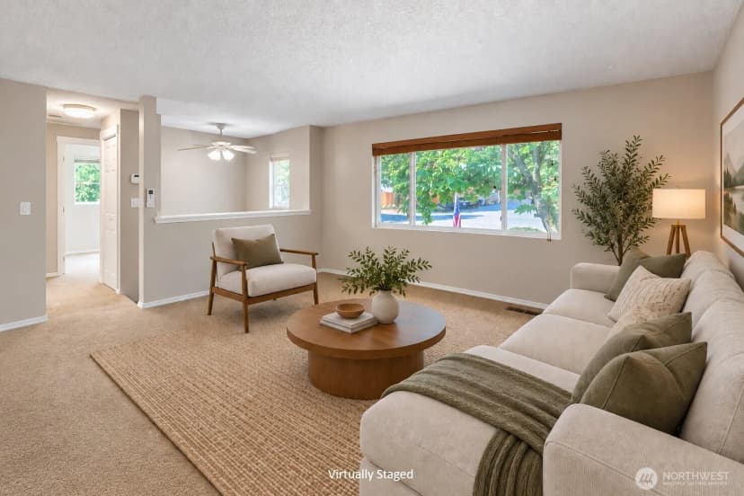 Property photo for 3203 Ne 195th St, Lake Forest Park photo 7