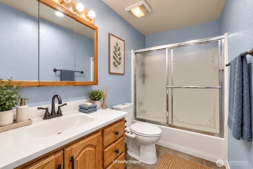 Property photo for 3203 Ne 195th St, Lake Forest Park photo 13