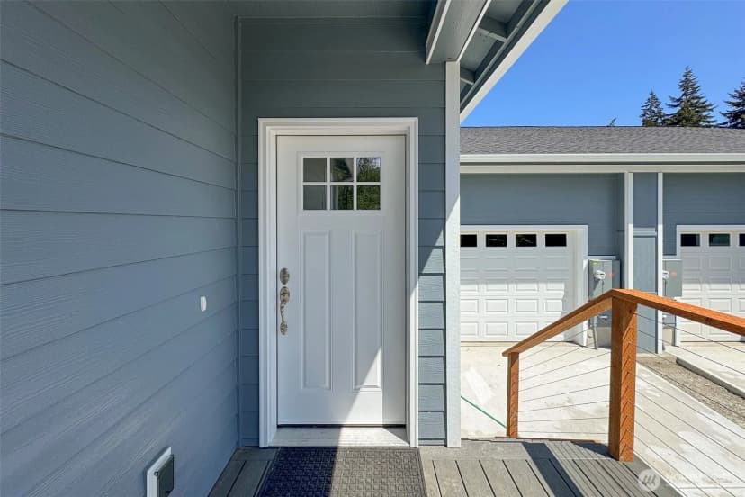Property photo for 1917 W 10th Street, Port Angeles photo 6