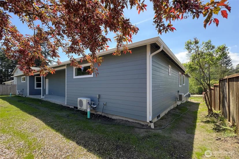 Property photo for 1917 W 10th Street, Port Angeles photo 36