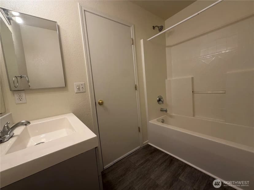 Property photo for 1626 Sundrop Lane Se, Tumwater photo 8