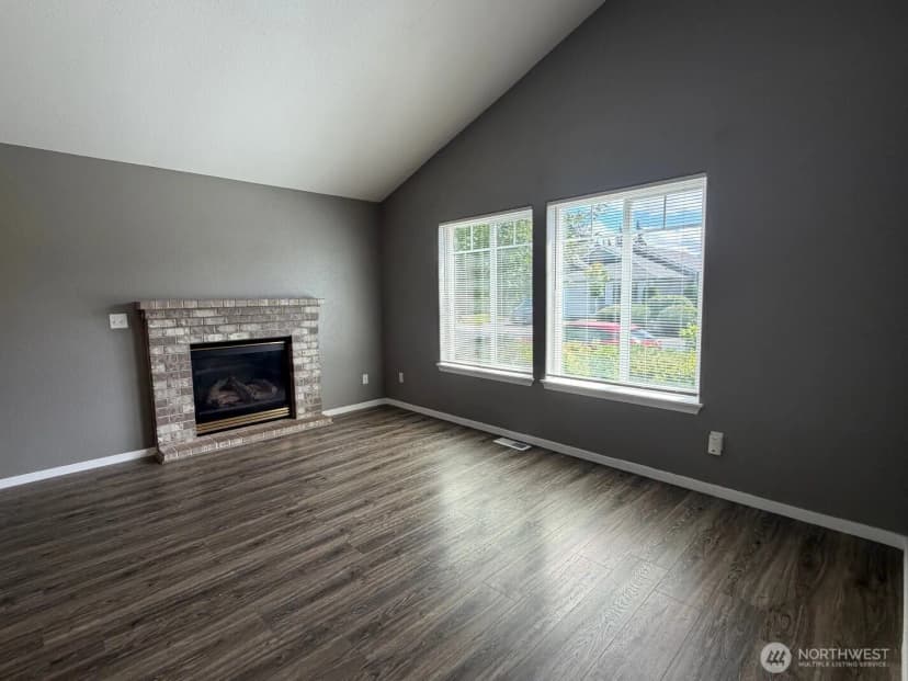 Property photo for 1626 Sundrop Lane Se, Tumwater photo 2