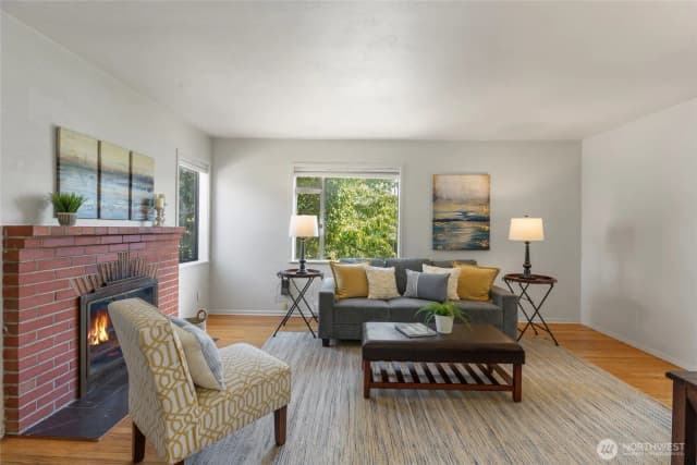 Property photo for 1403 Nw 59th Street, Seattle photo 4