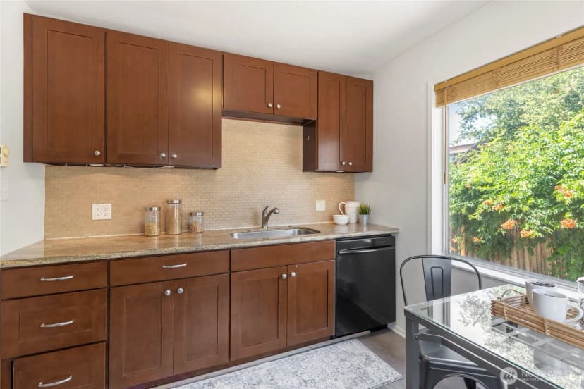 Property photo for 1403 Nw 59th Street, Seattle photo 12