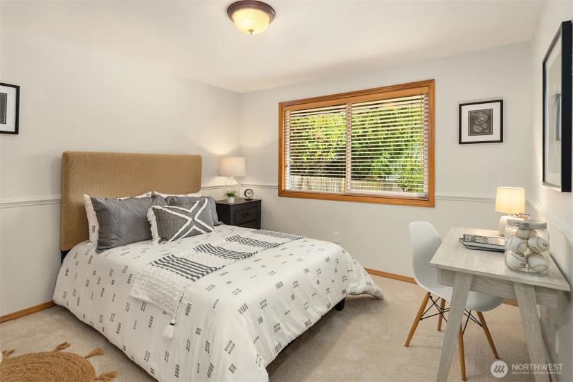 Property photo for 924 179th Court Ne, Bellevue photo 17