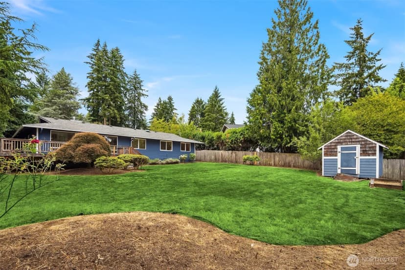 Property photo for 924 179th Court Ne, Bellevue photo 22