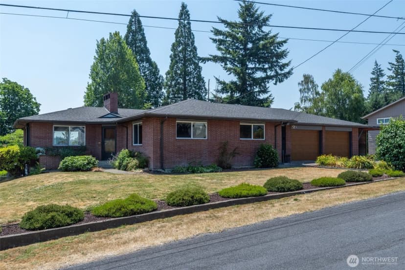 Property photo for 135 Victoria Street, Longview