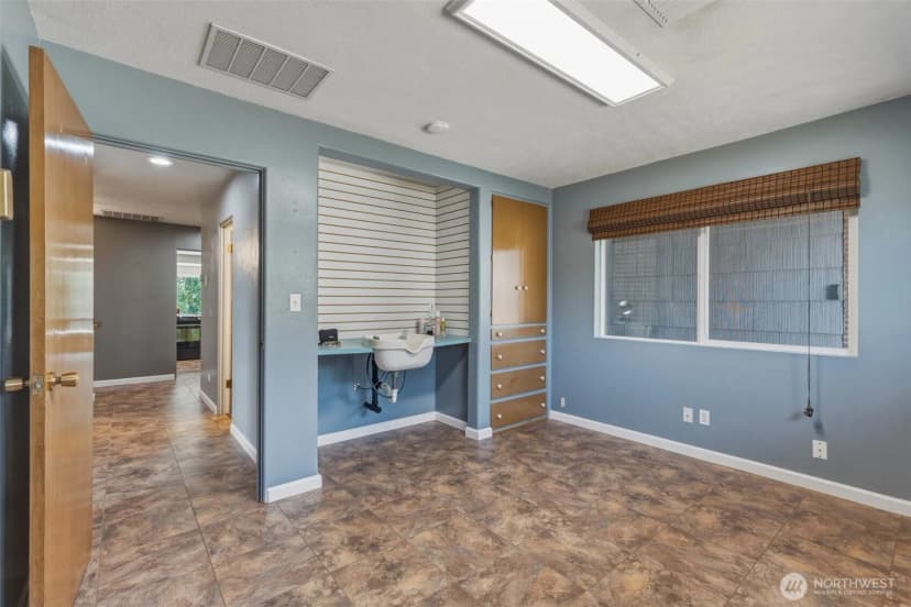 Property photo for 135 Victoria Street, Longview photo 18