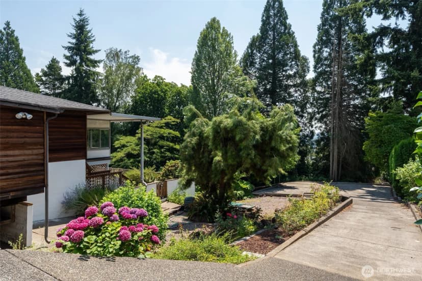 Property photo for 135 Victoria Street, Longview photo 35