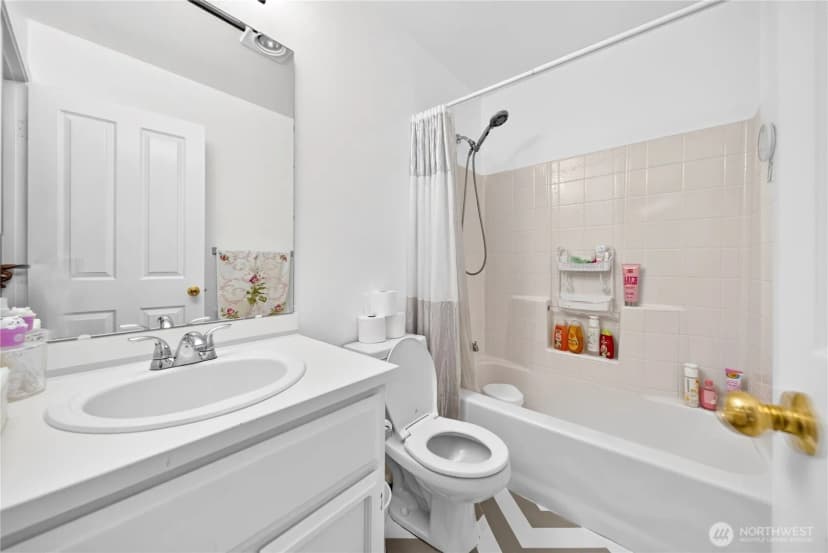 Property photo for 6707 S 239th Street #d104, Kent photo 12
