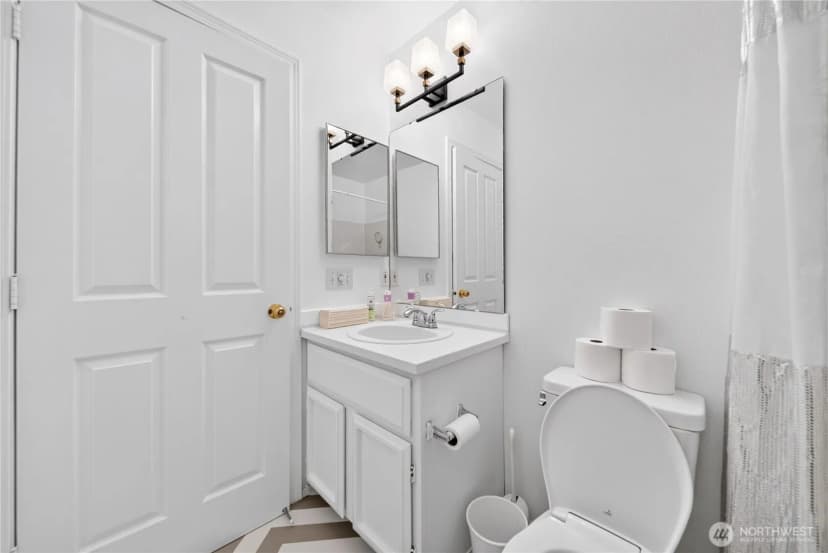 Property photo for 6707 S 239th Street #d104, Kent photo 10