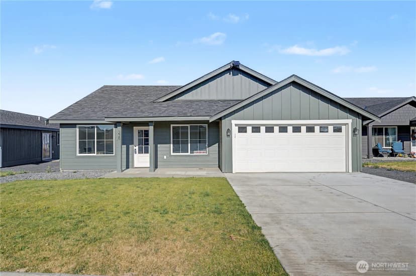 Property photo for 238 Parkside Pl, Ephrata