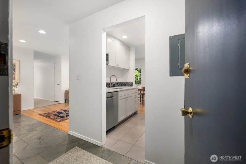 Property photo for 632 13th Avenue E #19, Seattle photo 7