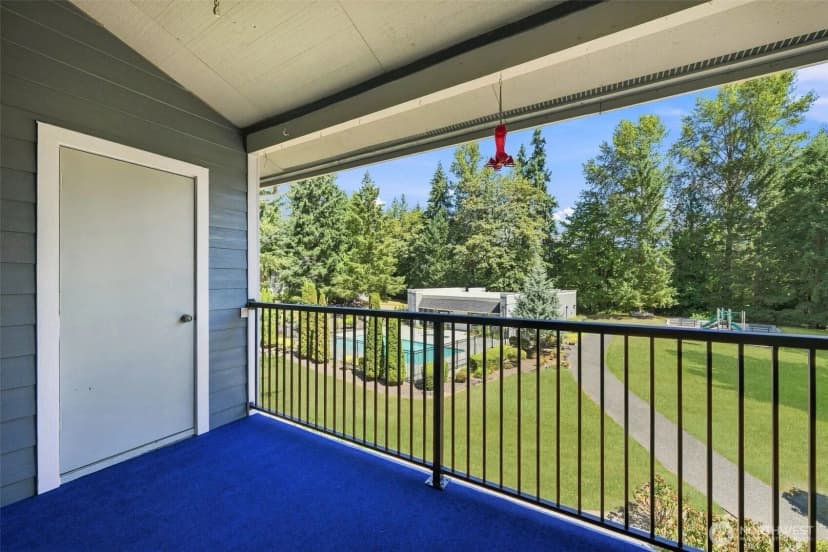 Property photo for 4641 W Lake Sammamish Parkway Se #f305, Issaquah photo 31