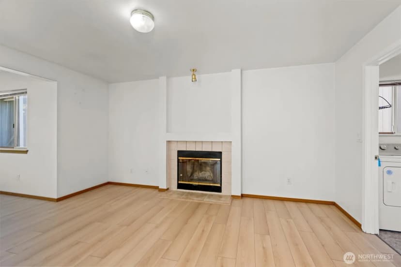 Property photo for 26338 127th Avenue Se, Kent photo 18