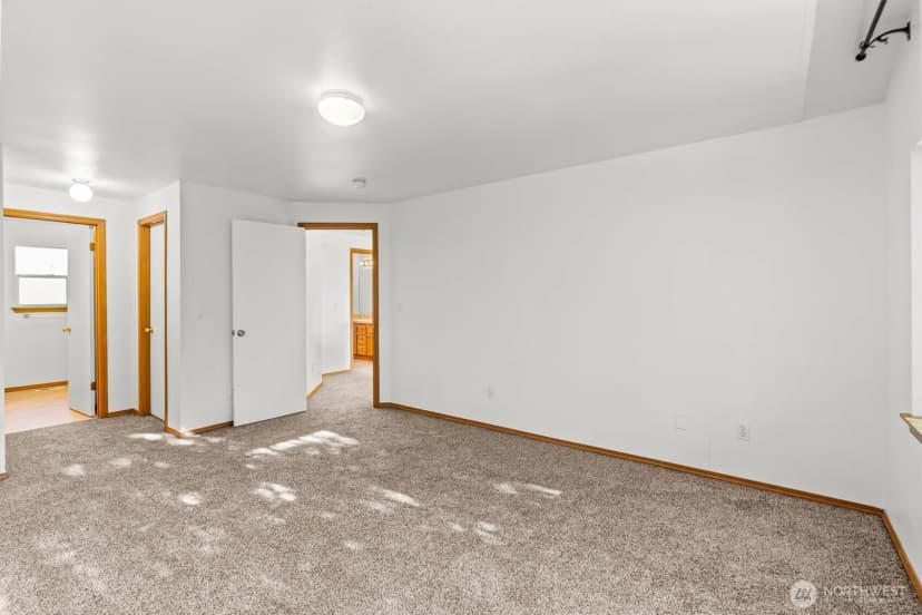 Property photo for 26338 127th Avenue Se, Kent photo 26