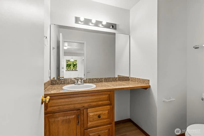 Property photo for 26338 127th Avenue Se, Kent photo 17