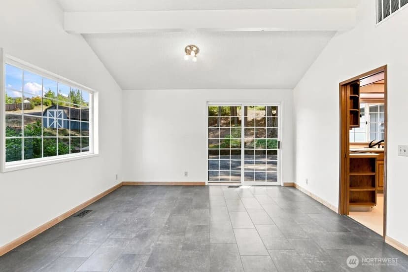 Property photo for 1011 Nw 405th Street, Woodland photo 6