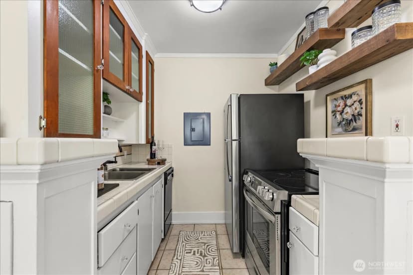 Property photo for 1640 18th Ave #6, Seattle photo 13