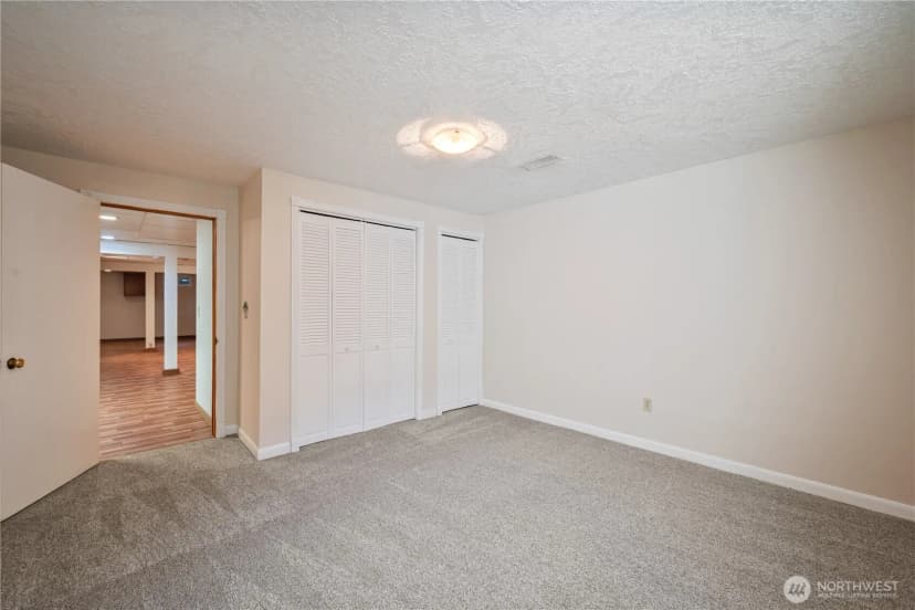 Property photo for 1327 18th Avenue, Longview photo 29