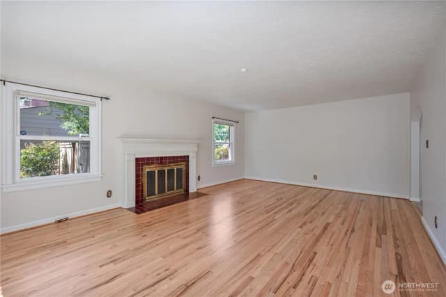 Property photo for 1327 18th Avenue, Longview photo 5