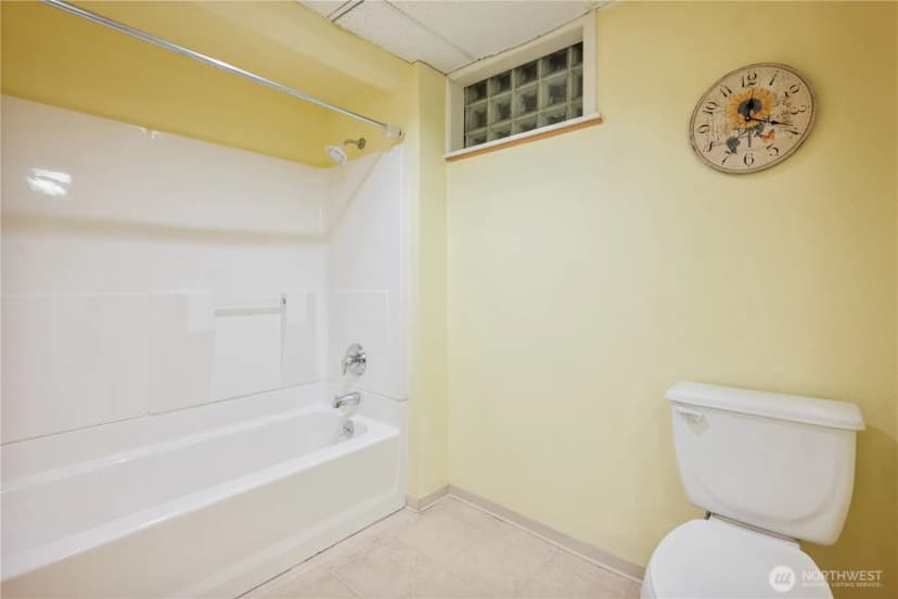 Property photo for 1327 18th Avenue, Longview photo 31