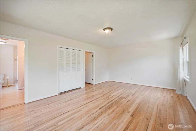 Property photo for 1327 18th Avenue, Longview photo 14