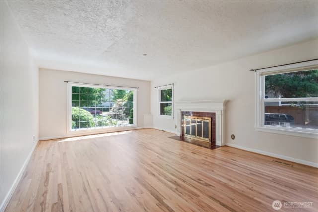 Property photo for 1327 18th Avenue, Longview photo 4