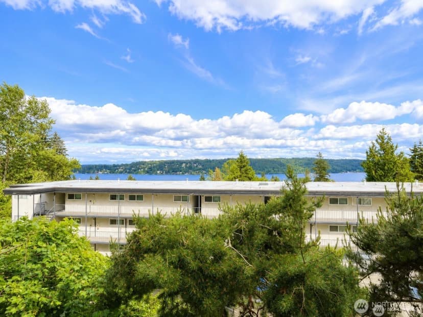 Property photo for 15020 Bothell Way Ne #204, Lake Forest Park photo 2