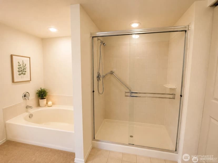 Property photo for 15020 Bothell Way Ne #204, Lake Forest Park photo 17