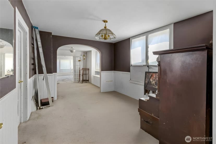 Property photo for 1445 S Cloverdale Street, Seattle photo 17