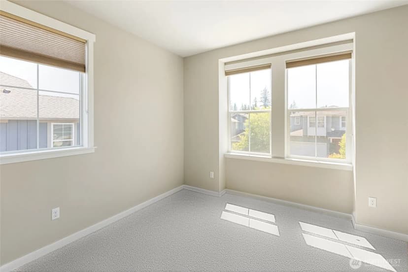 Property photo for 2412 Ne Bounderstone Court, Poulsbo photo 18