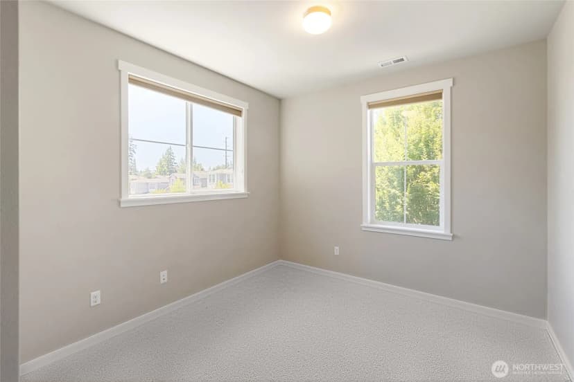 Property photo for 2412 Ne Bounderstone Court, Poulsbo photo 16
