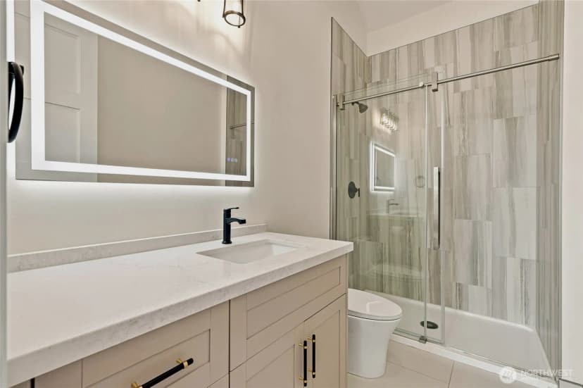 Property photo for 3001 225th Place Sw, Brier photo 6