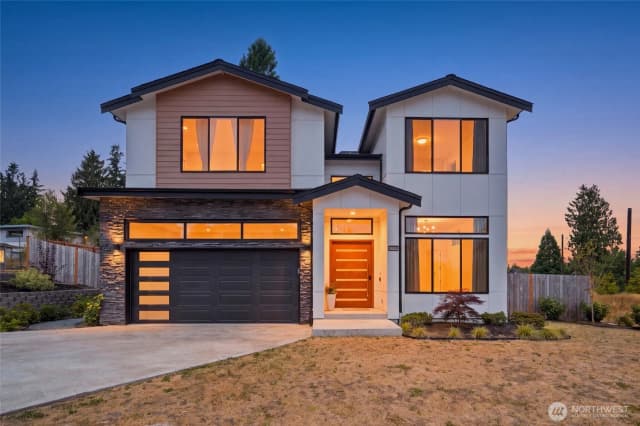 Property photo for 3001 225th Place Sw, Brier