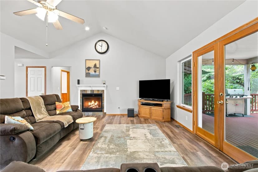 Property photo for 4782 Nw Grover Lane, Bremerton photo 7
