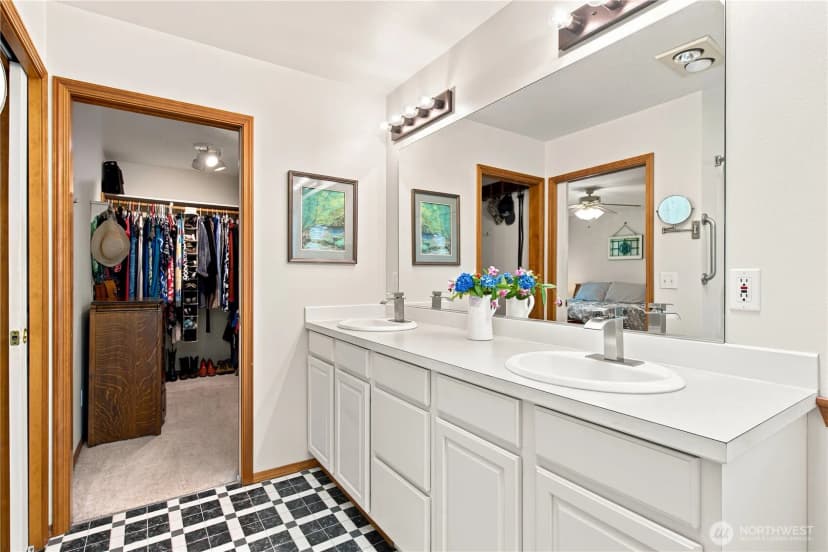 Property photo for 4782 Nw Grover Lane, Bremerton photo 18