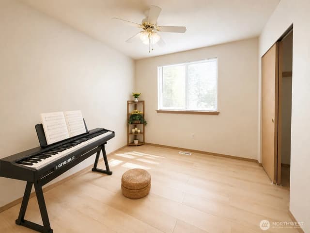 Property photo for 226 166th St E, Spanaway photo 5