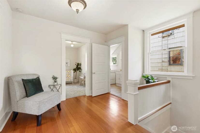 Property photo for 5246 12th Avenue Ne, Seattle photo 19