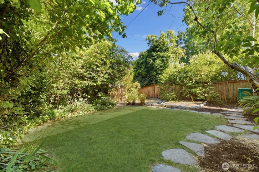 Property photo for 5246 12th Avenue Ne, Seattle photo 29