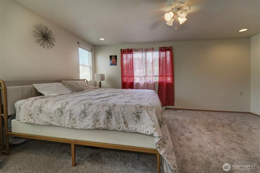 Property photo for 1299 Nw Amanda Loop, Silverdale photo 24