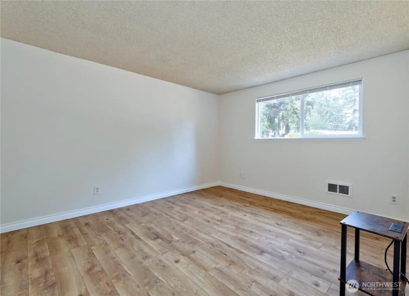 Property photo for 4601 Sw 320th St #e4, Federal Way photo 13