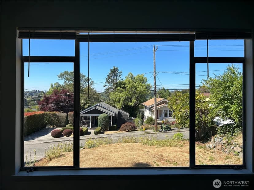 Property photo for 6538 51st Avenue S, Seattle photo 19