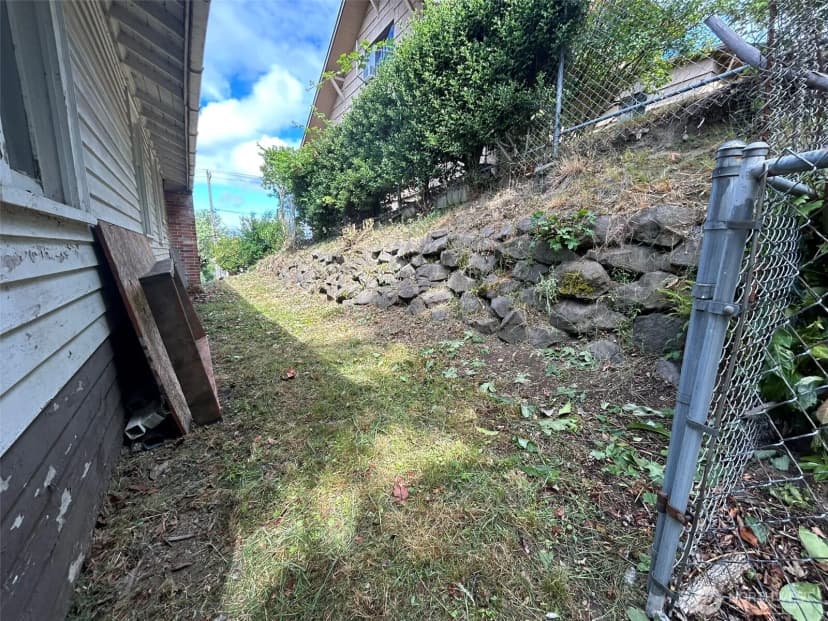 Property photo for 6538 51st Avenue S, Seattle photo 12