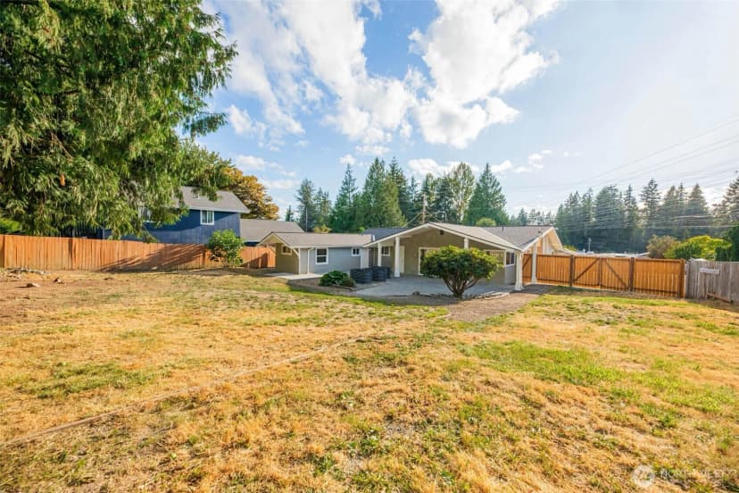 Property photo for 23105 32nd Avenue W, Brier photo 27