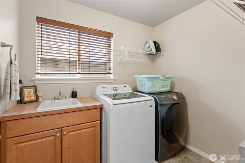 Property photo for 7123 Prism Street Se, Lacey photo 28